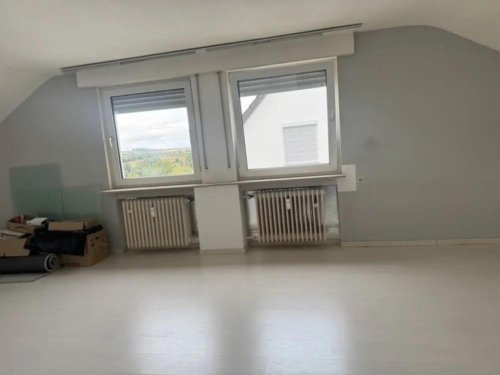 Markgröningen-große 2 Zi-DG Whg in ruhiger Lage