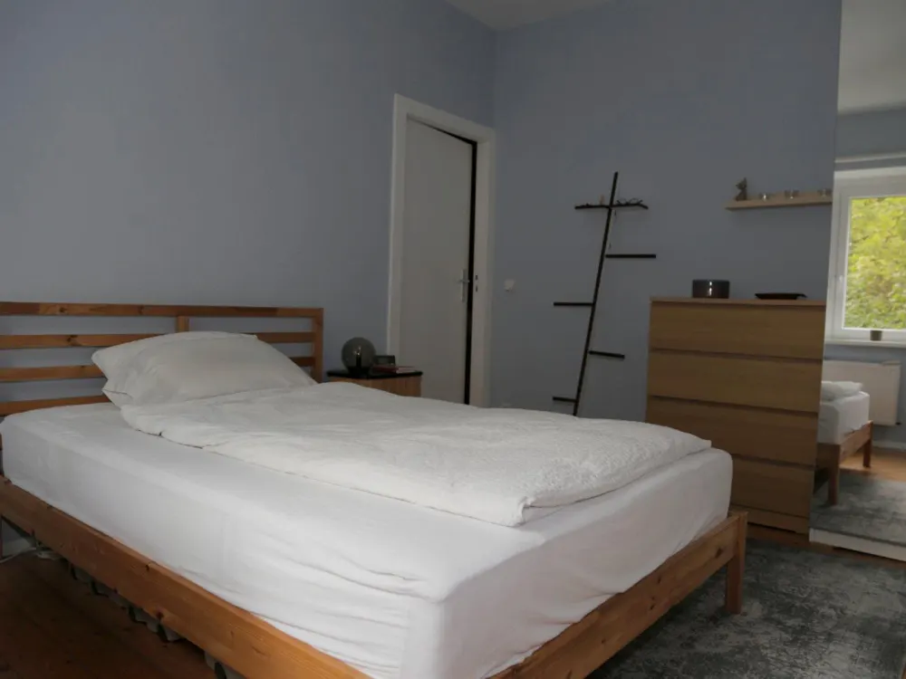Ruhige 2 Zimmer (49qm) mit Balkon im Schillerkiez, ab 21.9.