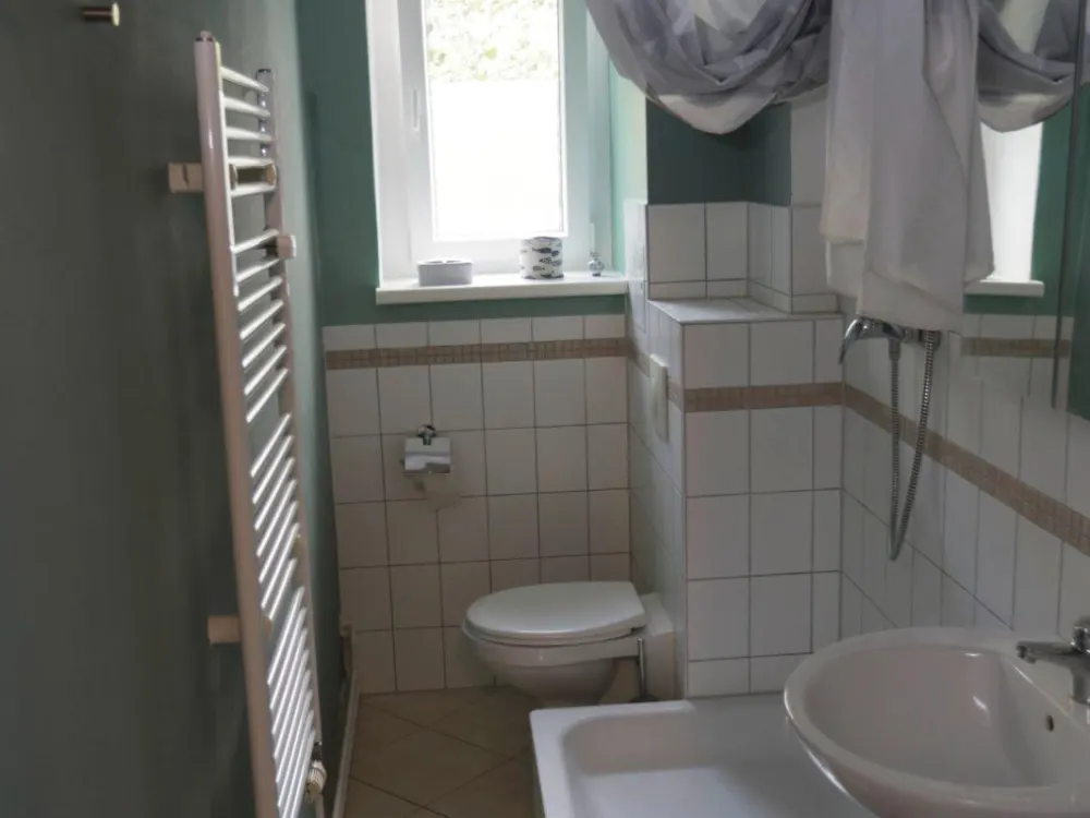 Ruhige 2 Zimmer (49qm) mit Balkon im Schillerkiez, ab 21.9.