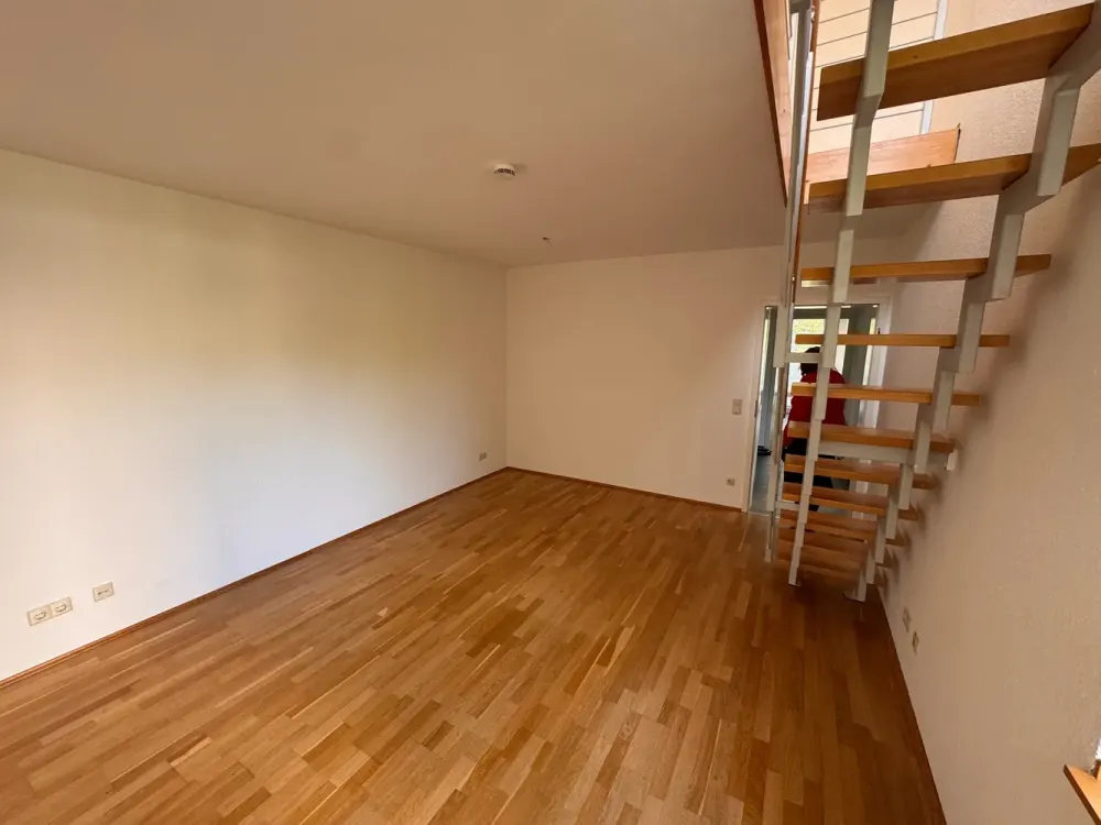 House in House: Maisonette 3-Room Apartment in Meerbusch