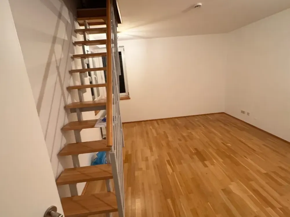House in House: Maisonette 3-Room Apartment in Meerbusch