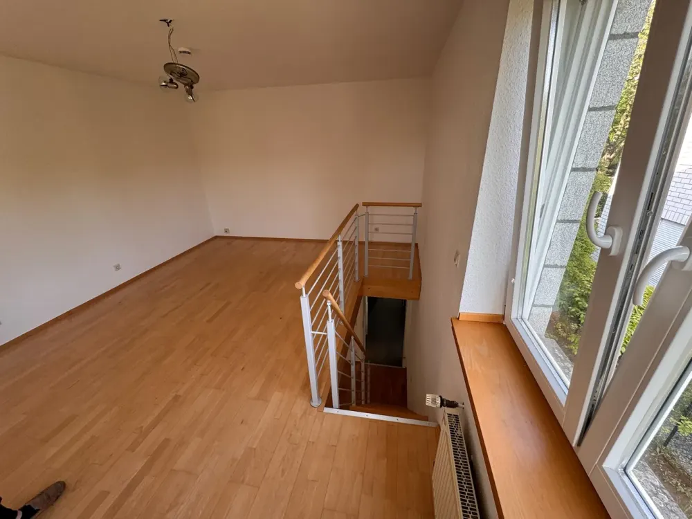 House in House: Maisonette 3-Room Apartment in Meerbusch