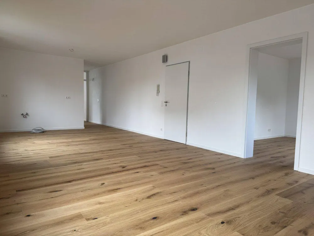 Erstbezug nach Kernsanierung - Moderne 3-Zimmer-Wohnung in Friedrichshafen