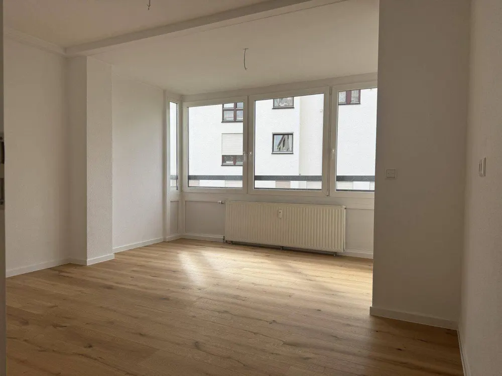 Erstbezug nach Kernsanierung - Moderne 3-Zimmer-Wohnung in Friedrichshafen