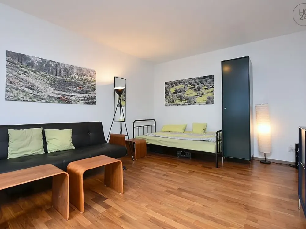 High-quality Furnished 1-Room Apartment in Stuttgart Mitte