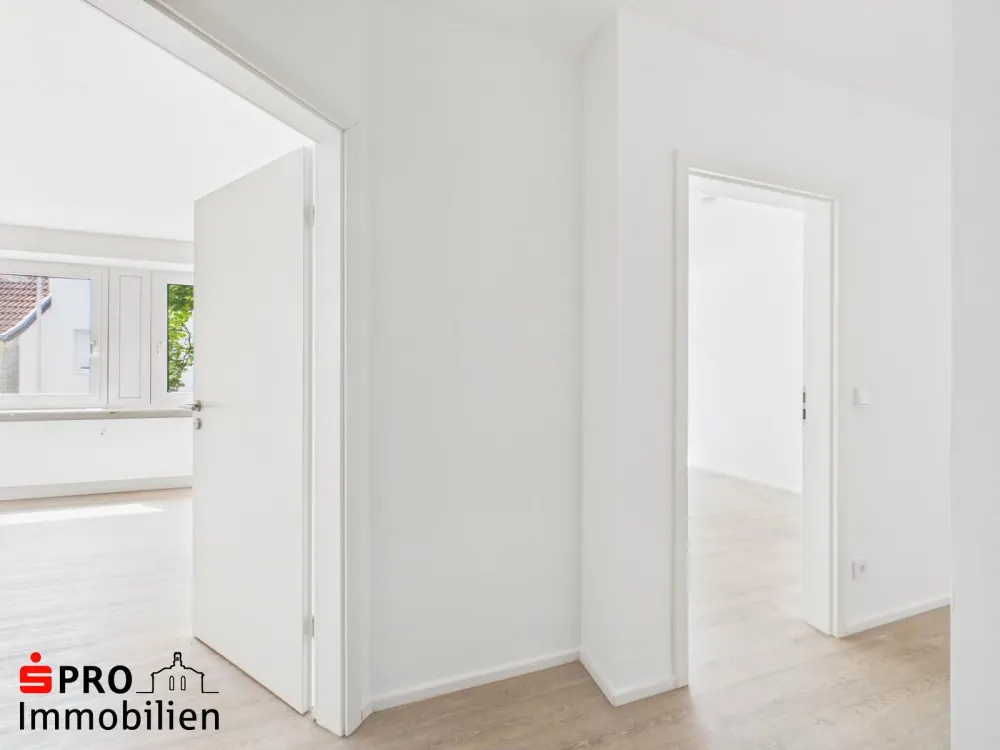 Renovierte 3-ZKB-Wohnung mit Aufzug im Zentrum von Dudweiler