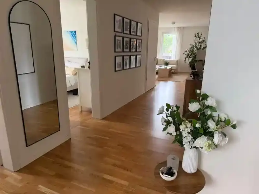 Zuhause mit drei Zimmern und Balkon in Steinbach