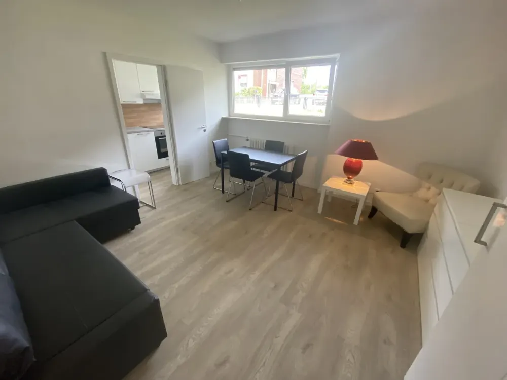 Vollmöblierte 1-Zimmer-Wohnung in Uni-Nähe, Düsseldorf-Wersten