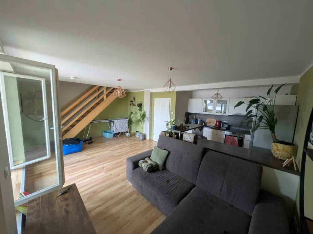 Wohnen über den Dächern, Helle 2-Zimmer Wohnung mit Terrasse