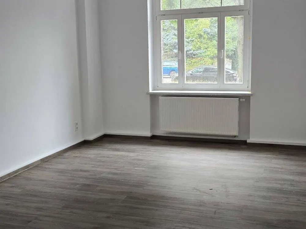 Großzügige Wohnung im Erstbezug nach Modernisierung in Strehlen