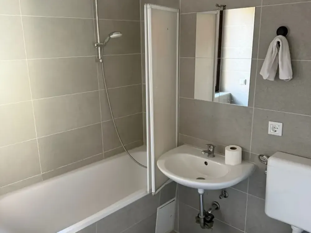 SONNIGE 2 - ZIMMER WOHNUNG im beliebten Wedding