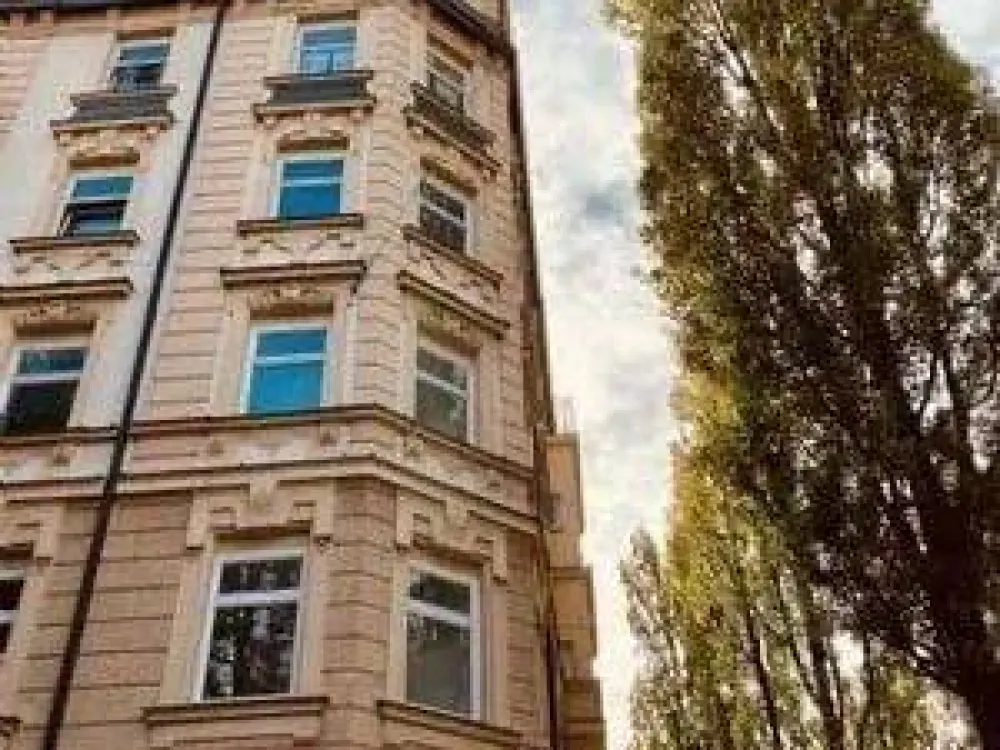 4-room apartment in Regerplatz 2