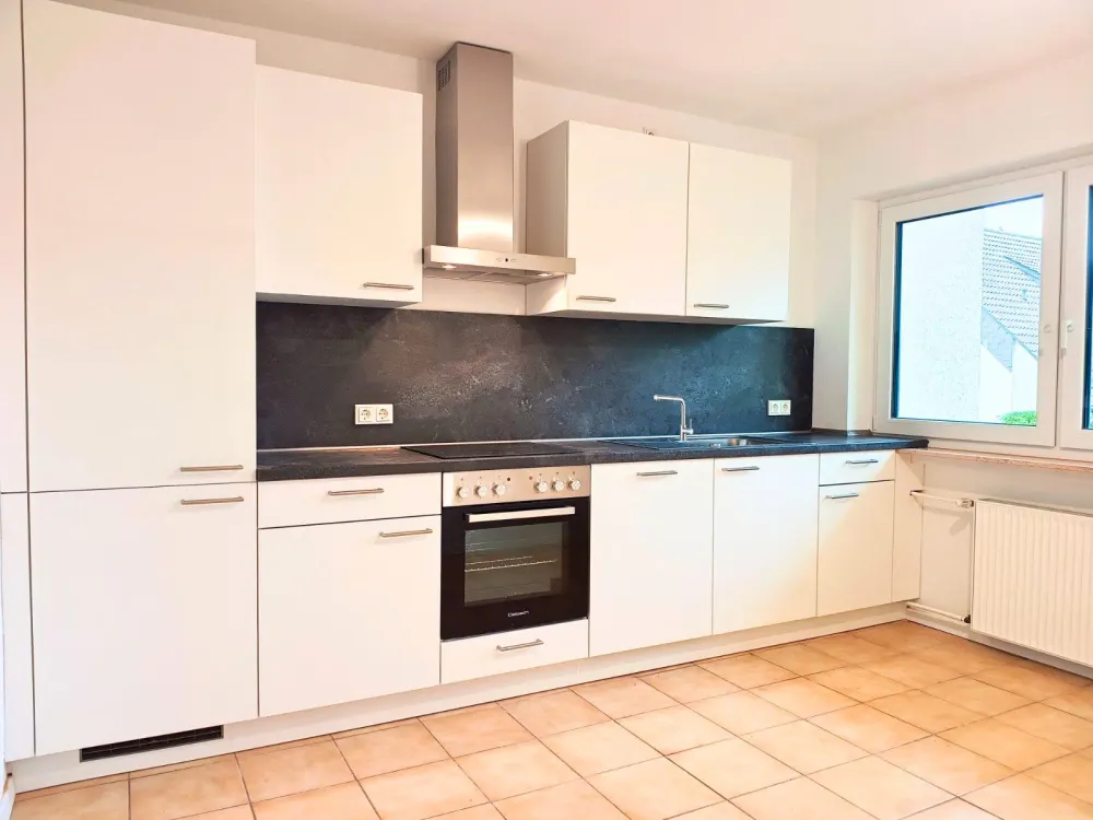 Hausgefühl: 194 m² Maisonette, neue Küche & eigener Garten