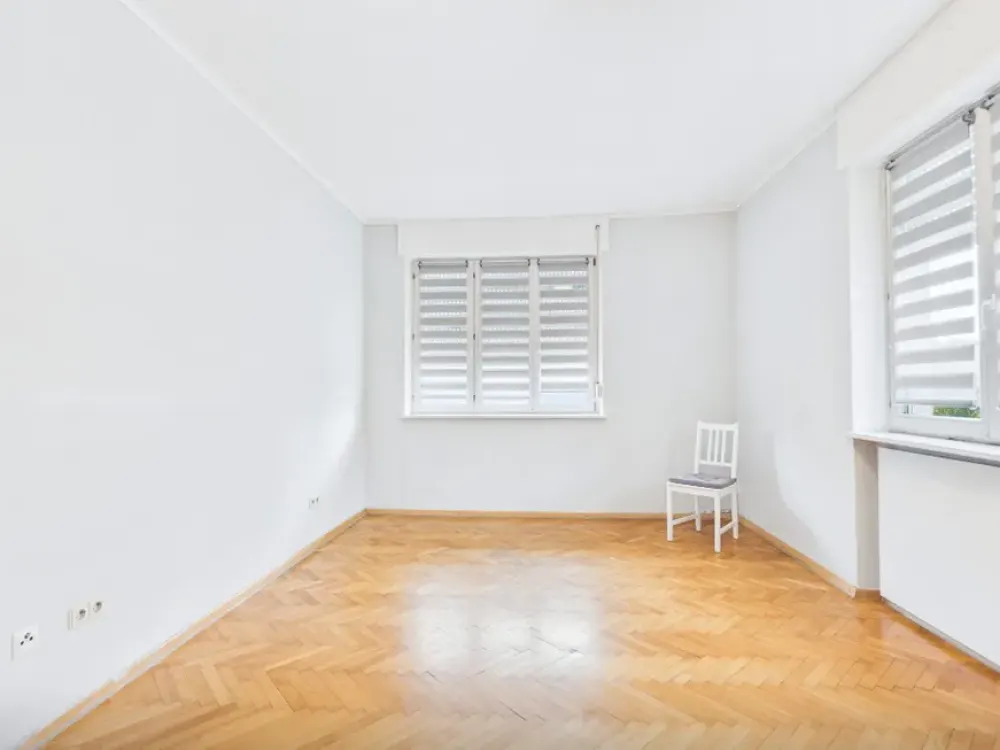 Tolle 3 Zimmer Wohnung mit Balkon in Stuttgart-West, Halbhöhenlage