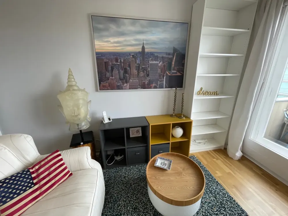Möbiliertes Apartment am Lehniner Platz mit Blick auf den Kurfürstendamm