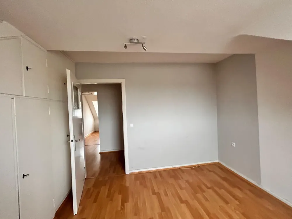 3 Zimmer Wohnug in Düsseldorf Derendorf