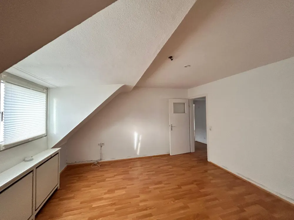 3 Zimmer Wohnug in Düsseldorf Derendorf