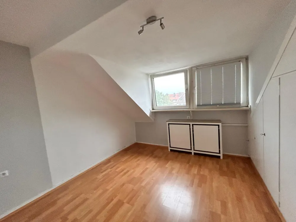 3 Zimmer Wohnug in Düsseldorf Derendorf