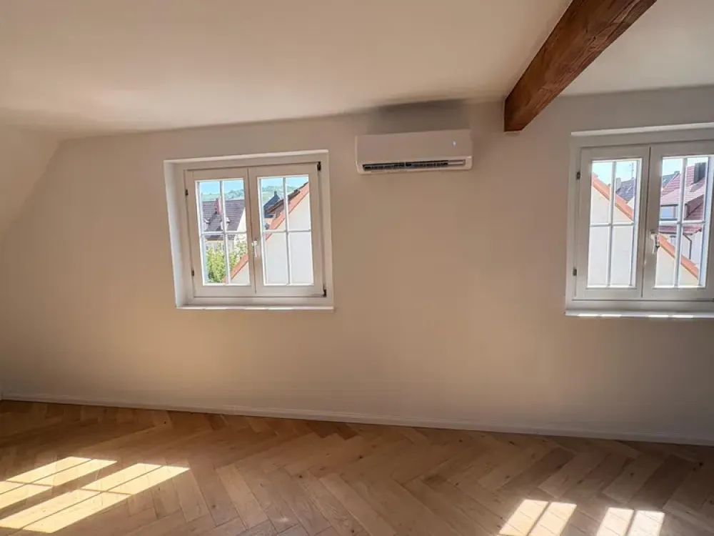 Charmante 4-Zimmer-Altbauwohnung in Stuttgart-Wangen, saniert & klimatisiert