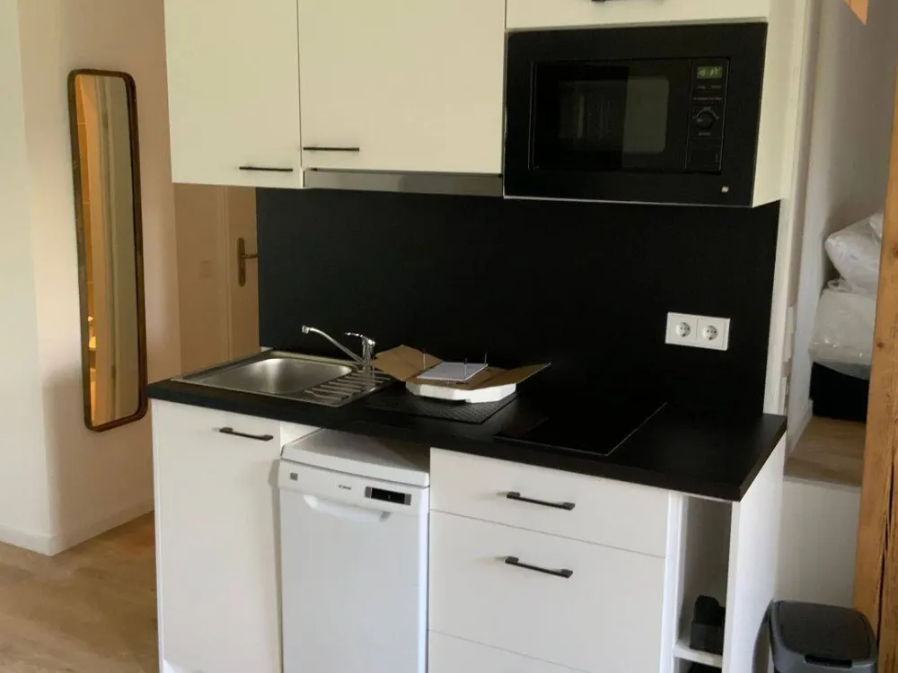 Stilvolle möbliertes Apartment in Düsseldorf