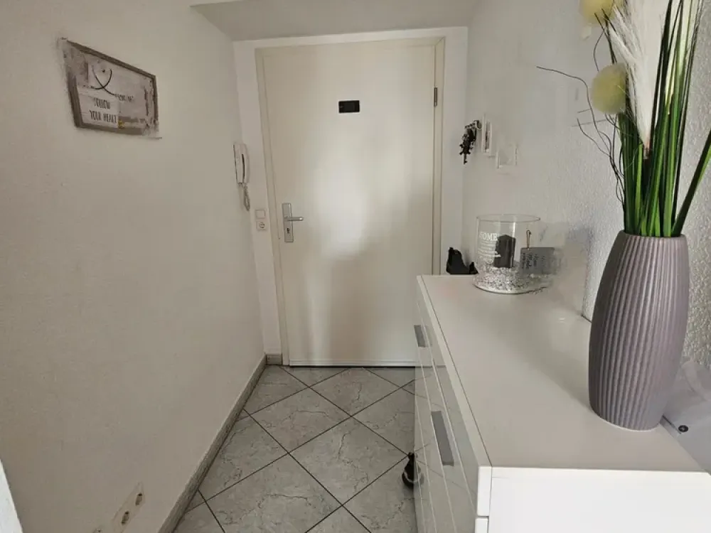 Exklusive, vollständig renovierte 3-Zimmer-Wohnung mit Balkon in Remseck