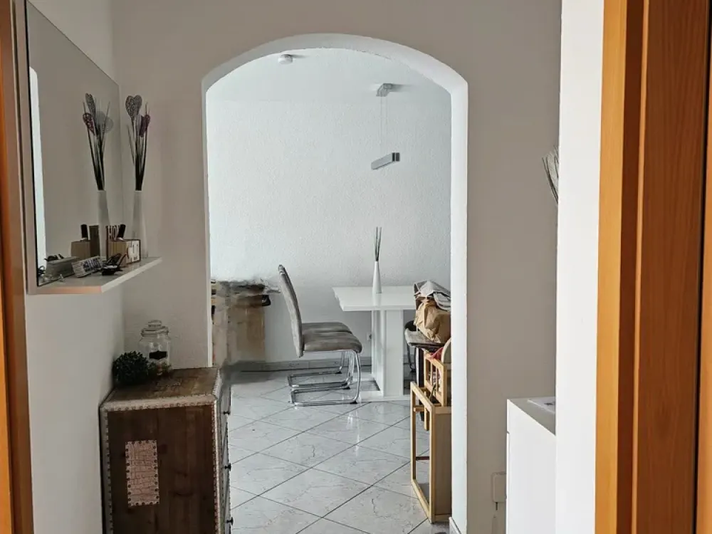 Exklusive, vollständig renovierte 3-Zimmer-Wohnung mit Balkon in Remseck