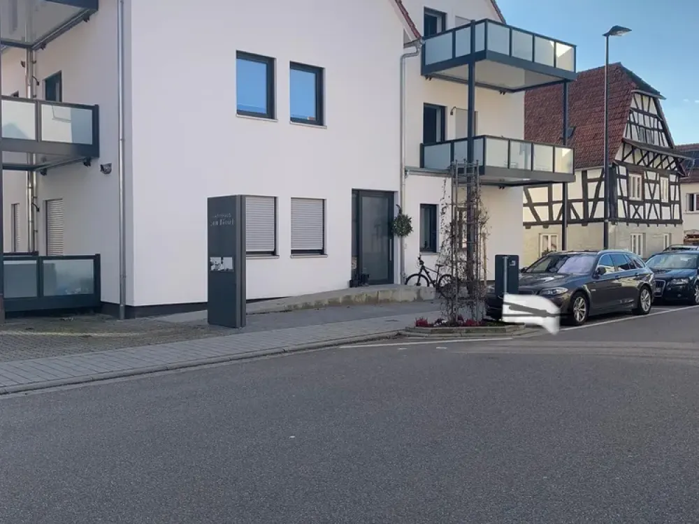 Neuwertige 1-Zimmer-Wohnung mit Balkon in Kandel