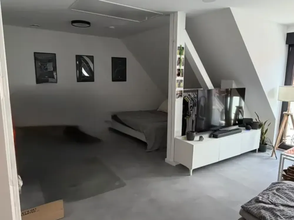 Neuwertige 1-Zimmer-Wohnung mit Balkon in Kandel