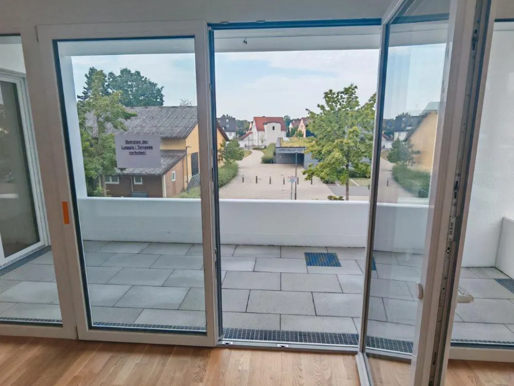 *First Occupancy* Stylish Living with Plenty of Space in FN-Fischbach