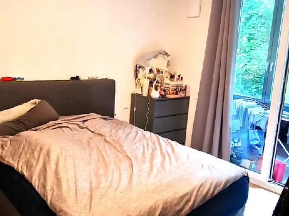 Modern 3-Room Apartment (80 m²) with Balcony, Conservatory & 2 Bathrooms in München-Lochhausen