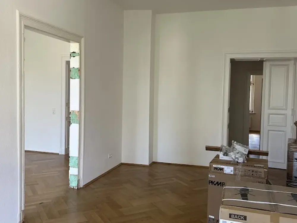 charmante, frisch renovierte Altbauwohnung | 4 Zimmer | Balkon I EBK