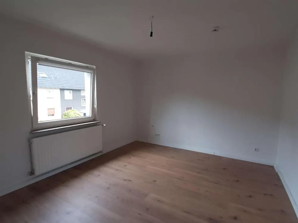 Koerstr. 37 - schöne und helle 2 Zi.- Whg. zu vermieten