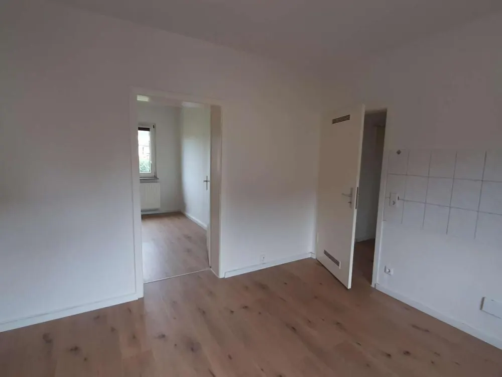 Koerstr. 37 - schöne und helle 2 Zi.- Whg. zu vermieten