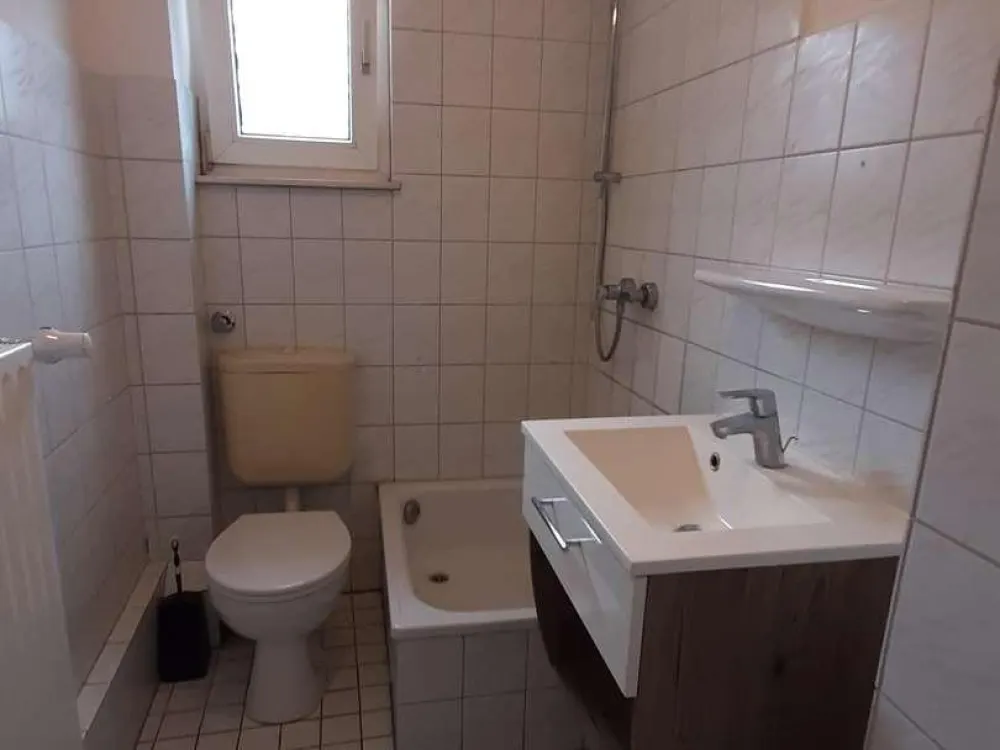 Koerstr. 37 - schöne und helle 2 Zi.- Whg. zu vermieten