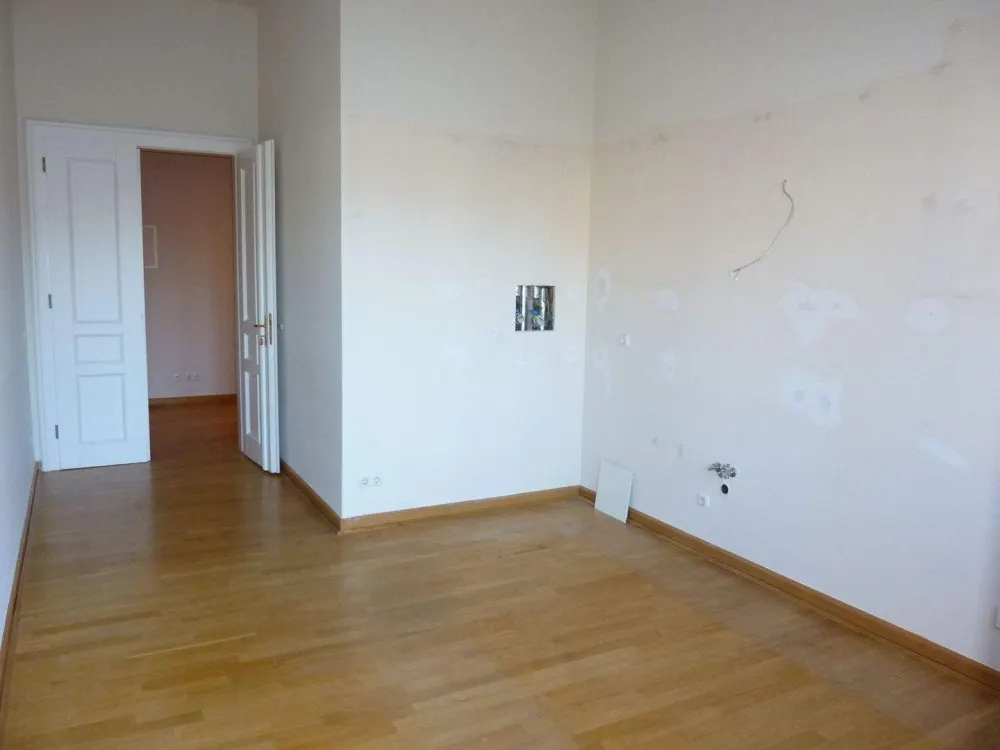 6-Raum-Wohnung * 2 Balkone * 3 Bäder * Parkett * Waldstraßenviertel