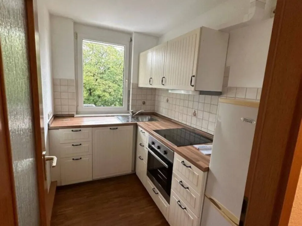 2-Zimmer-Wohnung mit Einbauküche und Balkon in Heimfeld