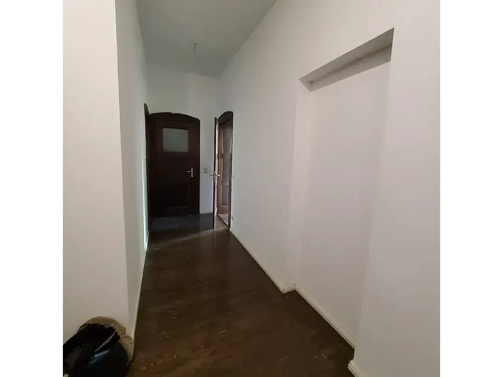 schöne 3-Zimmer-Altbauwohnung mit Balkon und EBK in Dresden