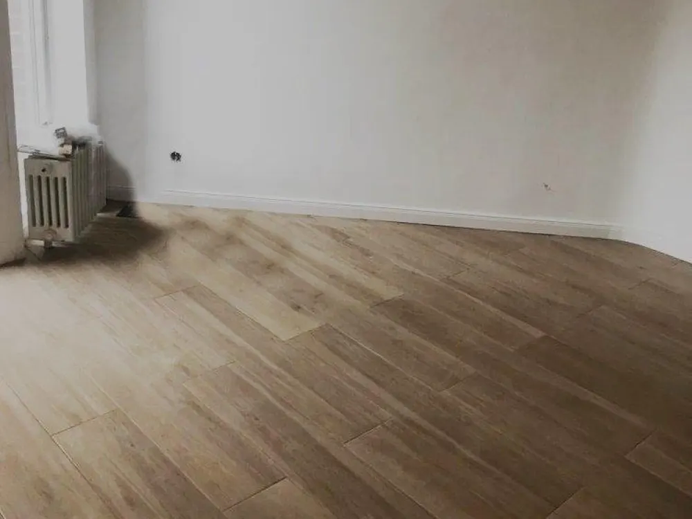 Helle 2-Zimmer-Wohnung mit Balkon und Tiefgaragenstellplatz