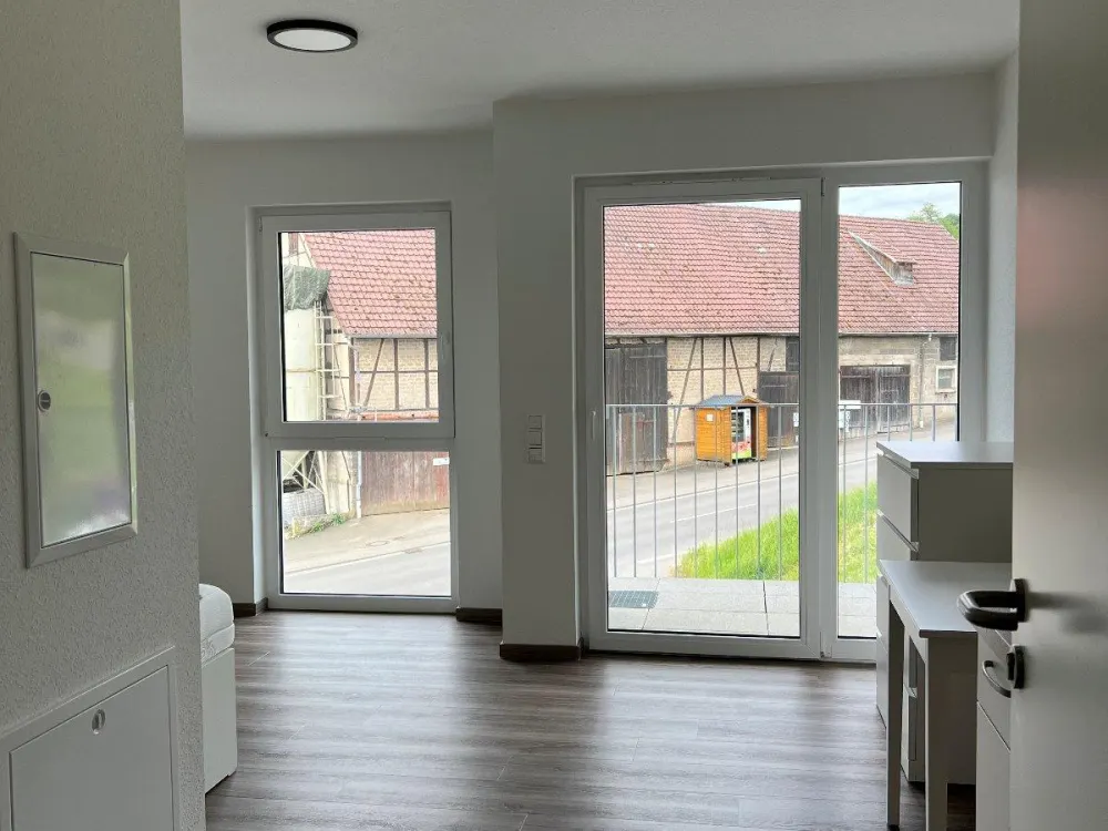 Lichtdurchflutetes Seniorenappartement mit Tagespflegeeinrichtung im Haus