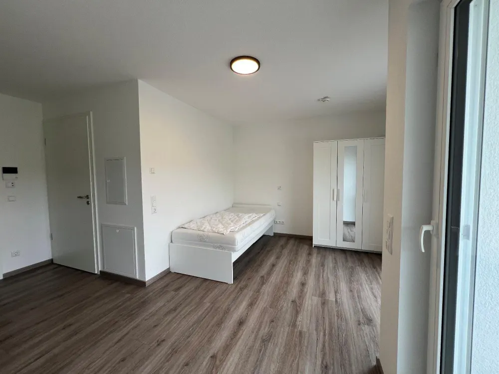 Lichtdurchflutetes Seniorenappartement mit Tagespflegeeinrichtung im Haus