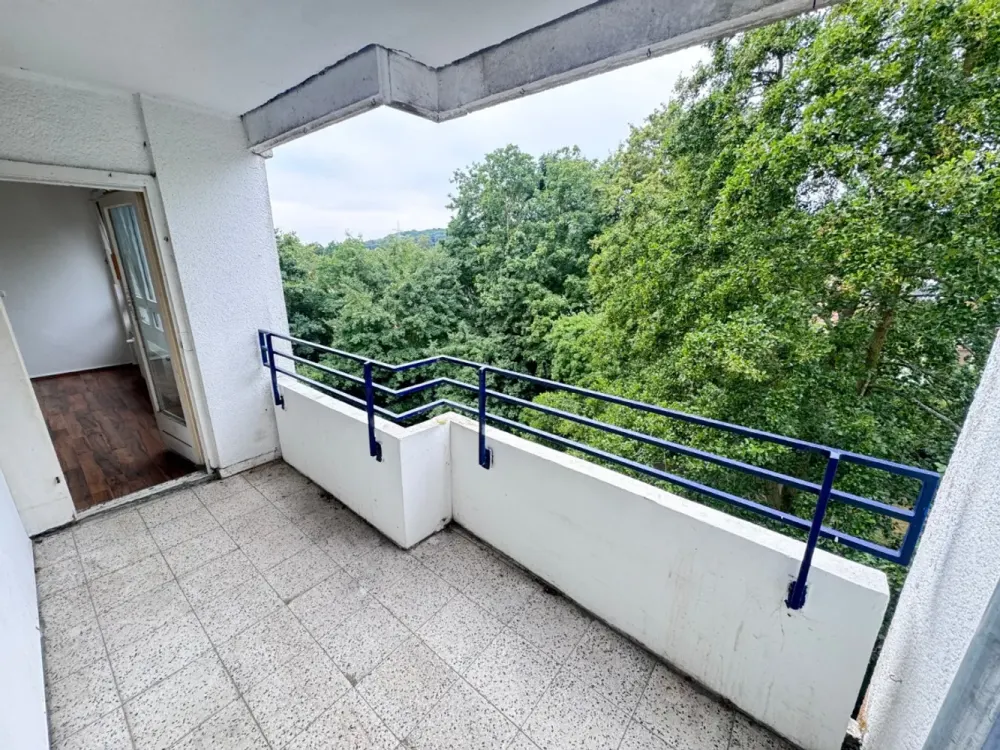 Gemütliche Wohlfühlwohnung mit Fahrstuhl und schönem Westbalkon