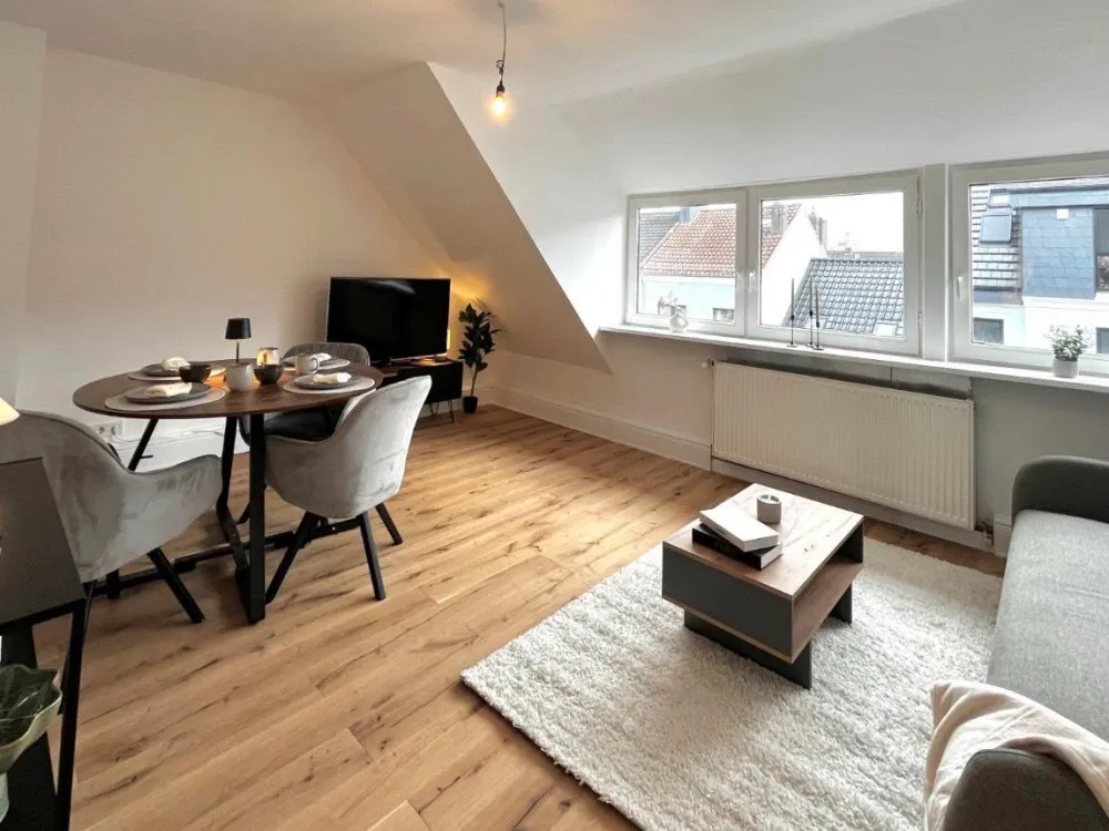 3-Room Apartment - First Occupancy After Complete Renovation on Osterdeich