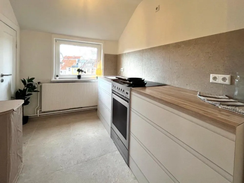 3-Room Apartment - First Occupancy After Complete Renovation on Osterdeich