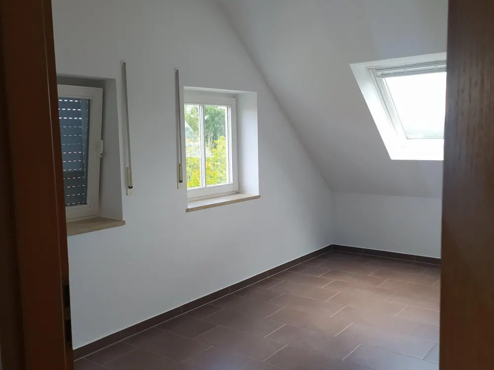 Hübsche 3 Zimmer Wohnung mit Balkon in ruhiger ländlicher Lage