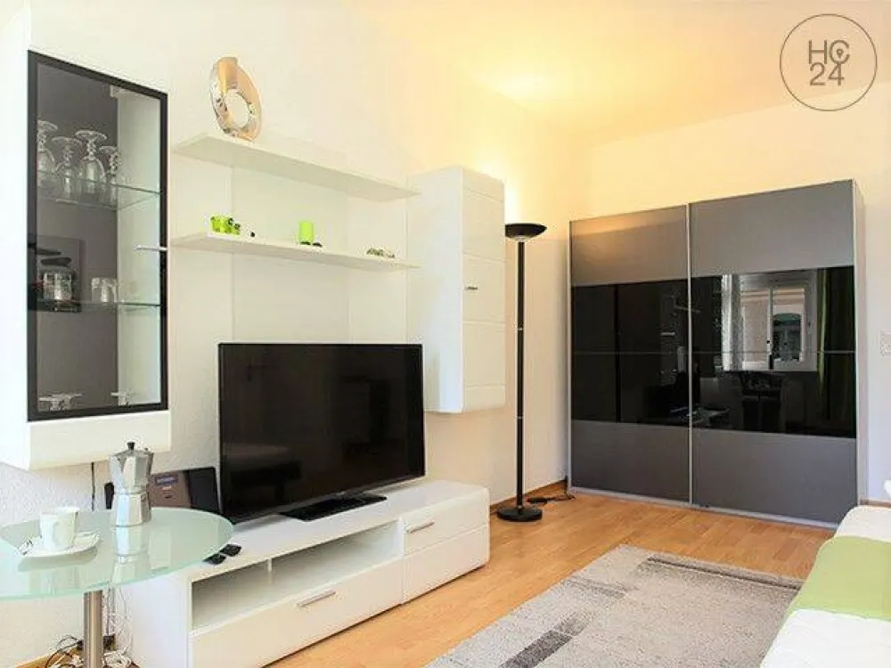 Kurzzeitwohnen - Wohnung mit zwei separaten Schlafzimmern (BALKON) in Lindenau