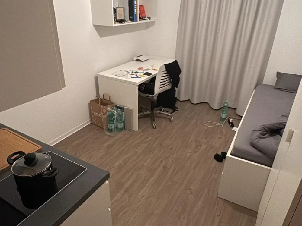 Modern Gemütliche 1 Zimmer Wohnung in Köln Kalk