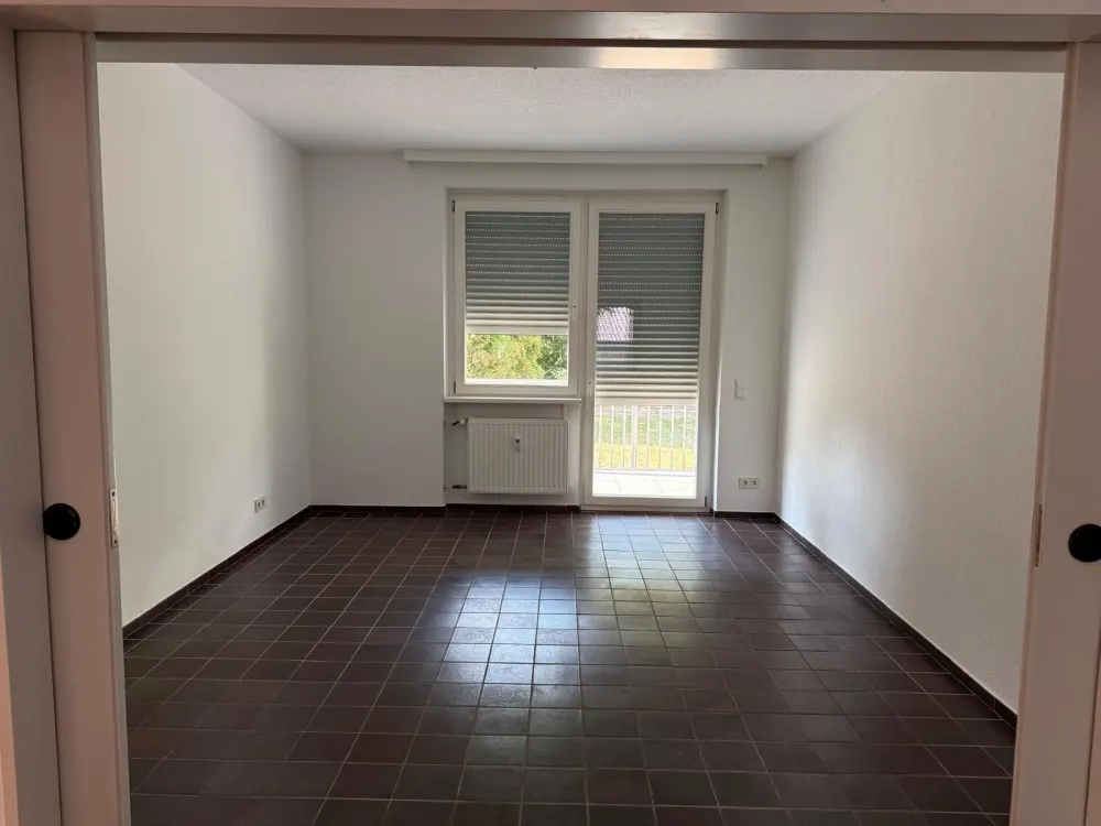 130 m², Helle 3-Zimmer-Wohnung mit Balkon am Stadtpark Lehrte
