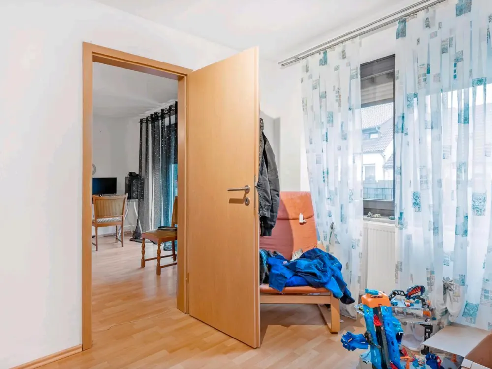 Püttlingen: 3-ZKB-Wohnung mit Keller, Balkon/Terrasse, Stellplatz