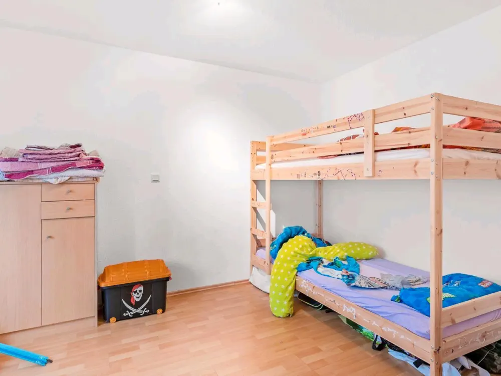 Püttlingen: 3-ZKB-Wohnung mit Keller, Balkon/Terrasse, Stellplatz