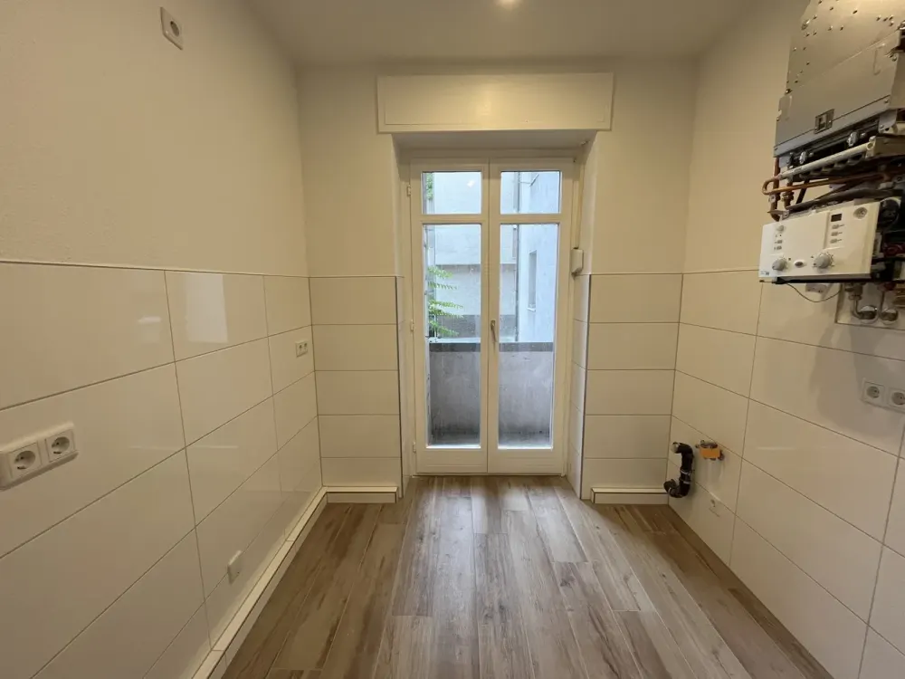 Ihr neues Zuhause in der Oststadt, sanierte 3-Zimmer-Altbauwohnung mit Loggia